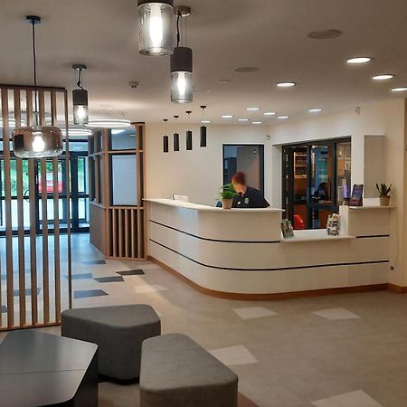 欧元城青年和体育酒店 萨勒河畔瑙姆堡 外观 照片